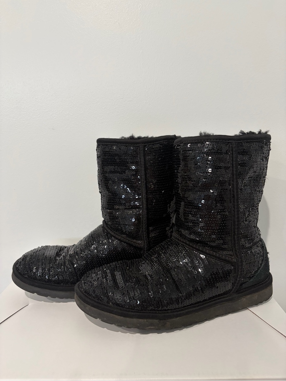 UGG Classic Women’s Short Black Sequin Boots (Cosmos/Sparkles) - Size 8